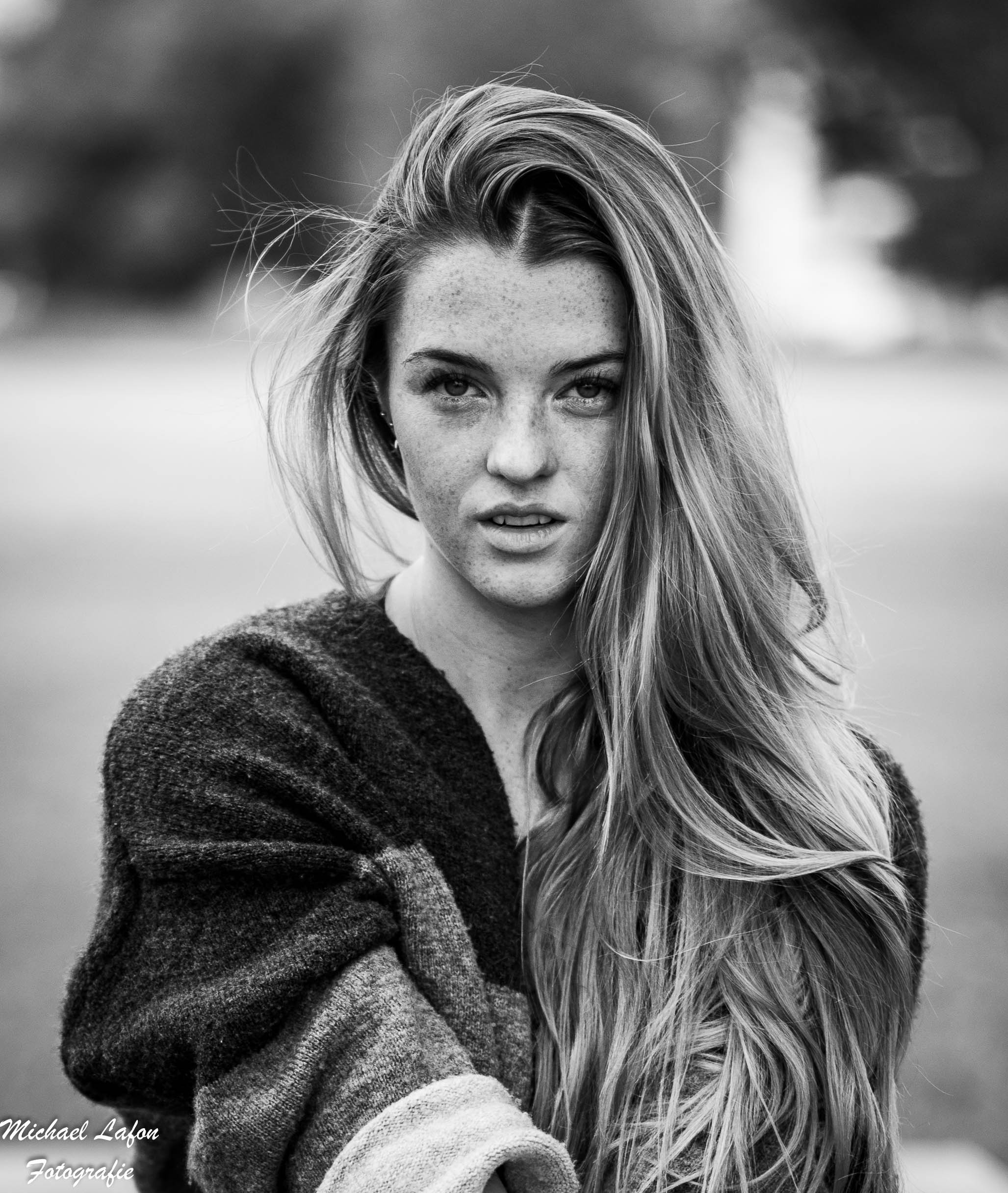 Michael Lafon Fotografie | Portrait, Schwarz-weiß | Model  Lara-Bild 11